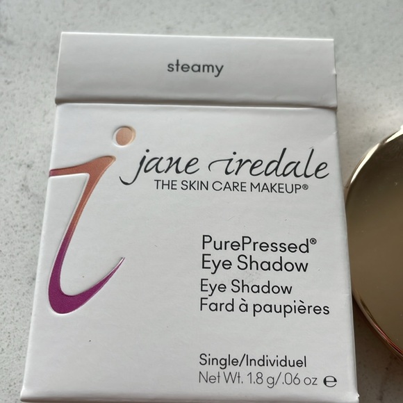 Eye shadow - Picture 3 of 5